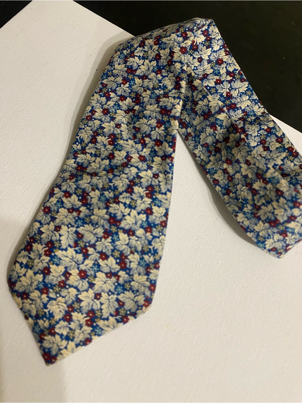 Michaelangelo Blue Floral Tie with Cream Leaves and Red Accents
